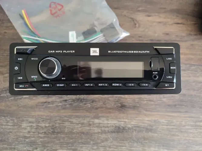 MP3 player pra carros JBL Celebrity 100BR