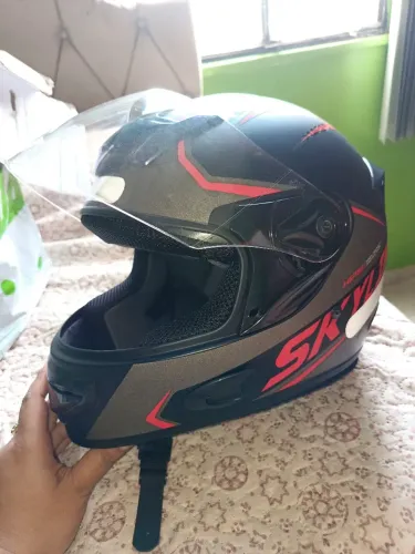 Vendo capacete skyline