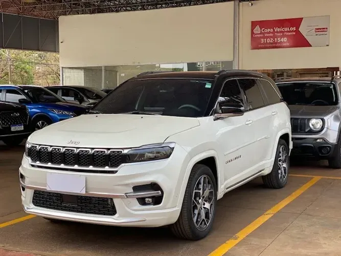 Commander Overland Flex baixo km, 7 lug, 2022.