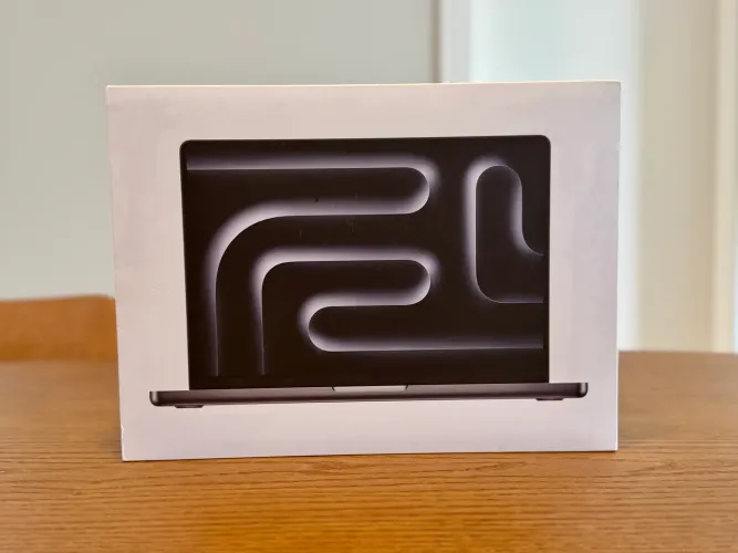 MacBook Pro 14 Polegadas M5 16GB 512SSD Preto - Novo/Lacrado 