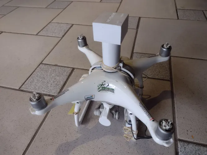 Drone DJI Phantom 4 Adv com PPKacessório