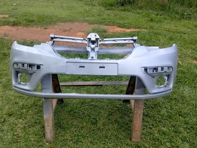 para-choque dianteiro logan/ Sandero original 2019/2022