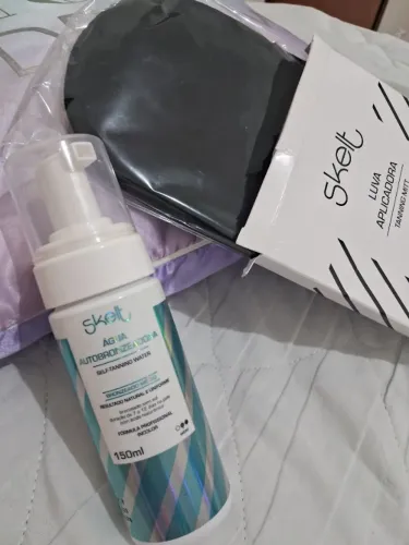 Kit Água autobronzeadora Skelt + luva aplicadora
