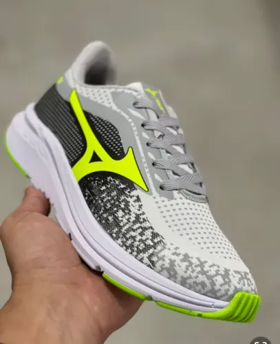 Tenis Mizuno Branco