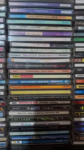 Vários cds originais Vários istilos 