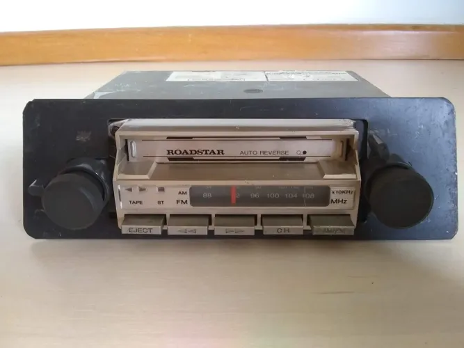 Automotivo rádio toca-fitas Roadstar