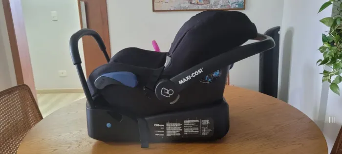 Bebê conforto Maxi Cosi City com base