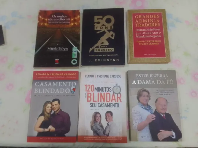 Vários Livros.