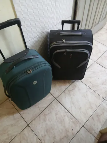 2 malas 10 kilos. Cada. 120 reas