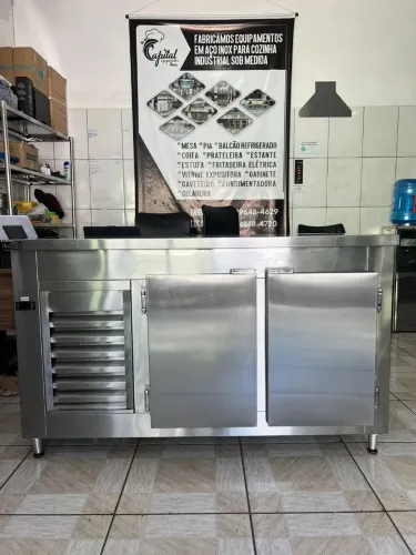 Medidas 1.50x60x90 Balcão refrigerado para cozinha industrial