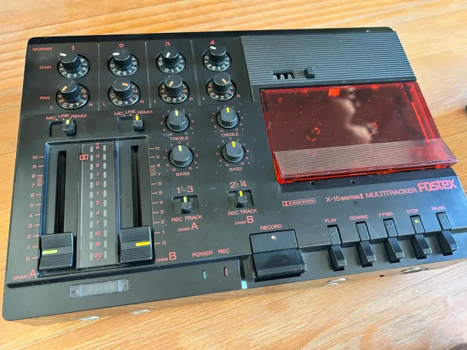 Gravador Fostex X-15 series Multitracker Cassete 