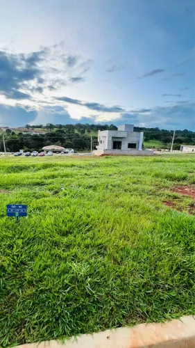 Lote à venda em Condomínio Jardins Parma - Senador Canedo - 285 m²