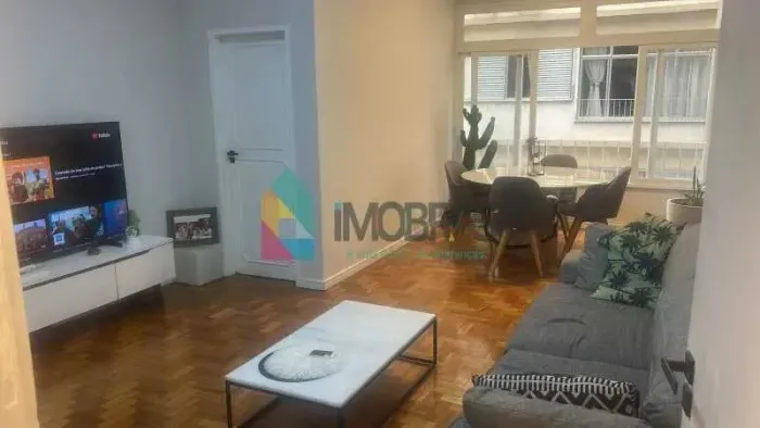FLAMENGO !! APARTAMENTO REFORMADO COM 03 QUARTOS,DEPENDÊNCIA E VAGA PARA ALUGAR NO PRÉDIO