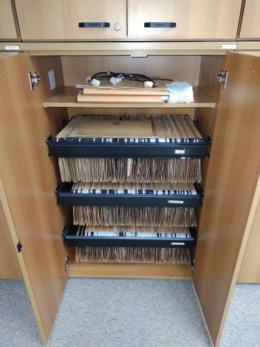 Lote 300u pastas suspensas tipo kraft, usadas, perfeito estado.