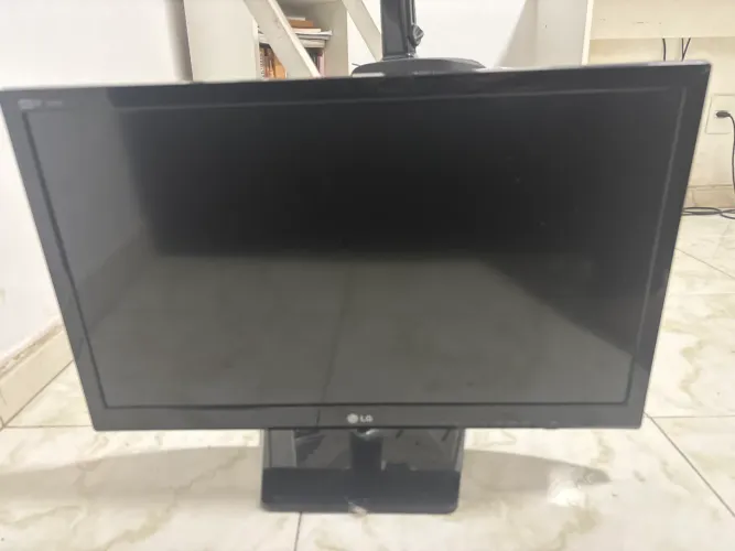 Tv monitor LG M2631D-PS