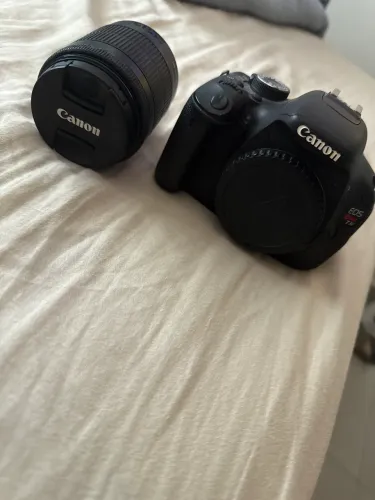 Máquina fotográfica cânon T3i