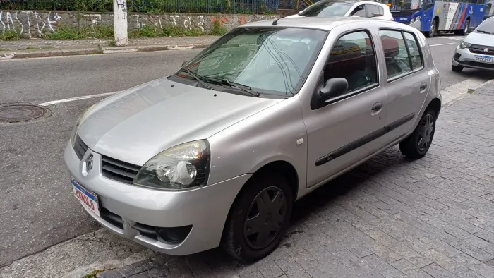 Renault Clio Campus Hi-flex 1.0 16V 5P 2010