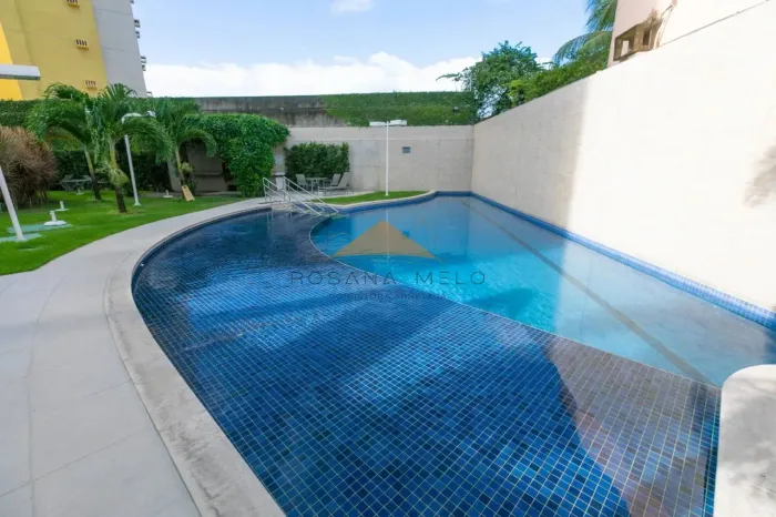 Vende-se Apartamento no Edf.Aquiles com 3 quartos, área de lazer completa no bairro Encruz