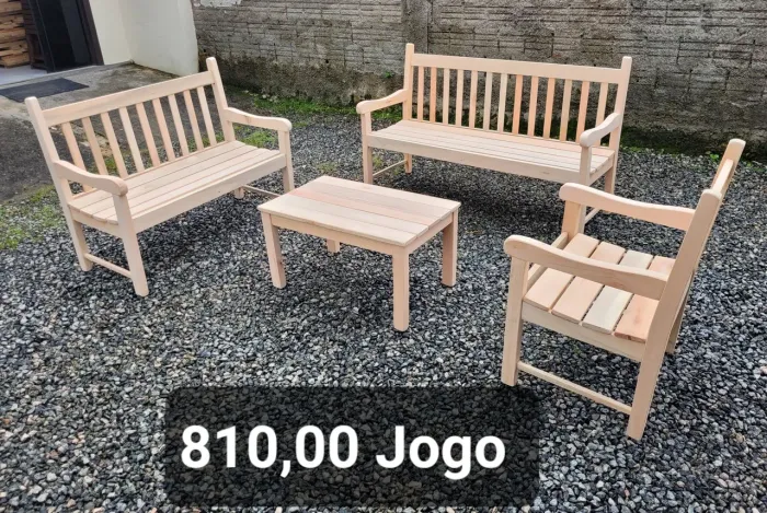 Bancos de jardim namoradeira