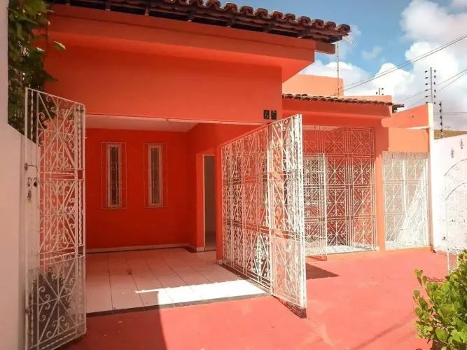 Casa no Bairro Luzia