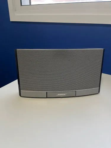 Caixa de som Bose SoundDock Portable Digital Music System