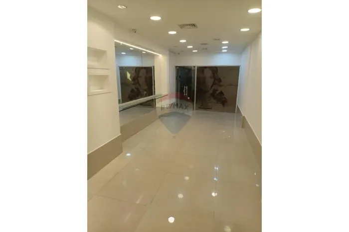 Sala comercial em galeria no coração de Ipanema