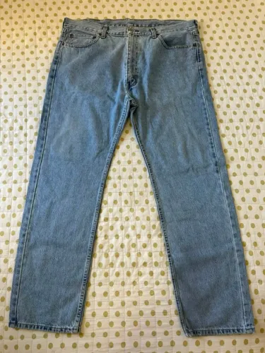 Calça Jeans reta Levi's® 505® lavagem clara