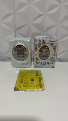 Tamagotchi meets sweet branco como novo único dono RESERVADO