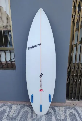 Prancha Tokoro 5'9" / 24.5 L ótimo estado.