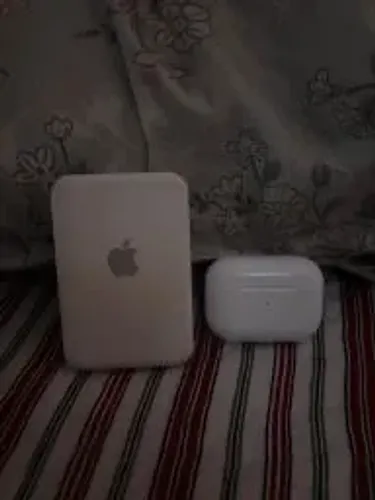 MagSafe + Airpods Pro