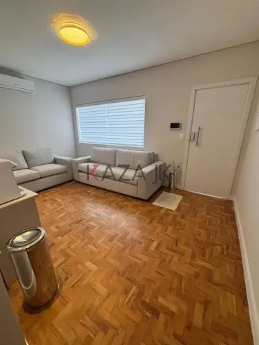 Salas para locação de 12 metros e 13 m. 02 banheiros, sala de espera compartilhada, no bai