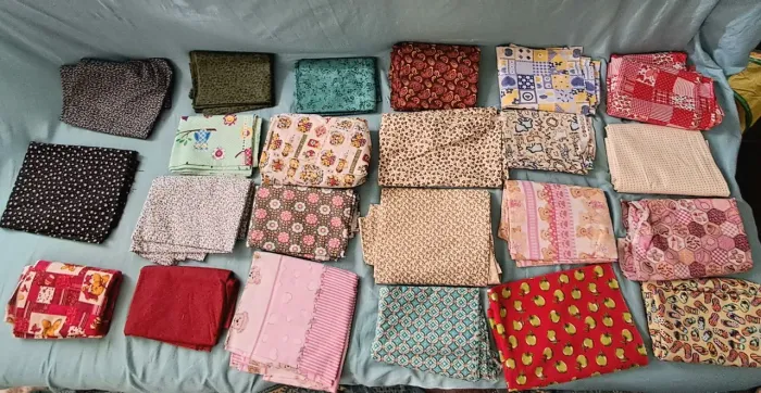 Lote de tecidos estampados para costura/artesanato