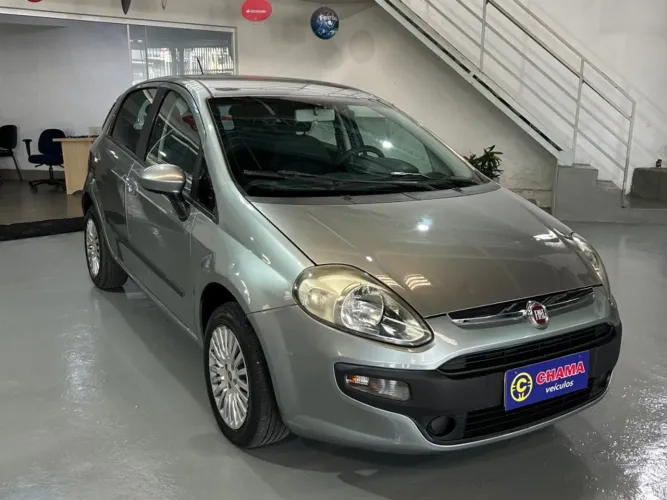Fiat Punto Attractive 1.4 Fire Flex 8V 5P 2013