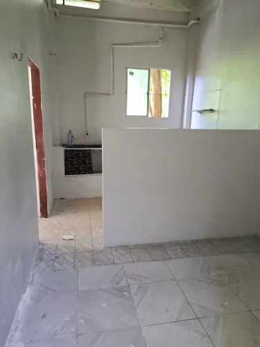 Aluga-se apartamento 1Q na Domingos Marreiros