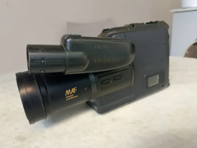 Kit filmadora Retrô Siemens VHS-C 2 Fontes JVC + bolsa