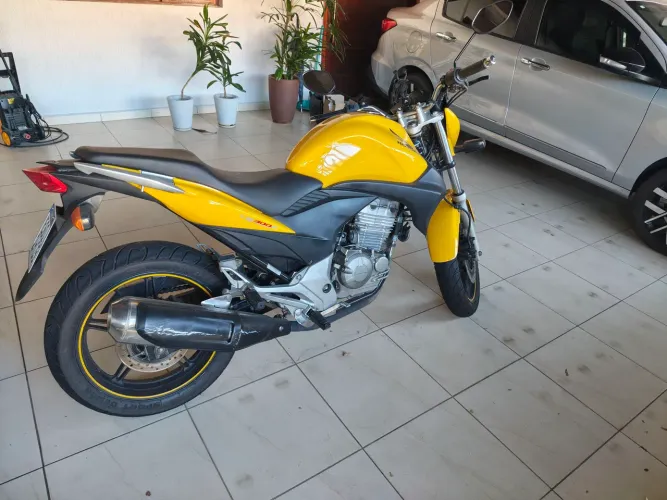 ?HONDA CB 300R 2012 -LINDA E MUITO CONSERVADA