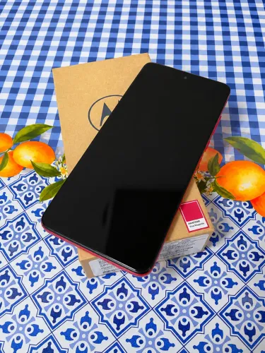     Moto G84 impecável! Pouco uso, oportunidade ?