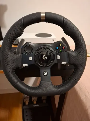 Volante G920 Logitech com pedal para Xbox