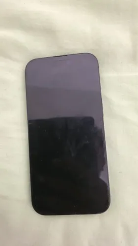 iPhone 15 256 gb menos de 17 dias de uso