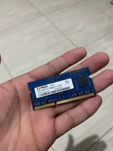 MEMÓRIA RAM 4GB e 2GB