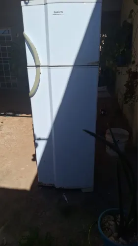 Geladeira Dako