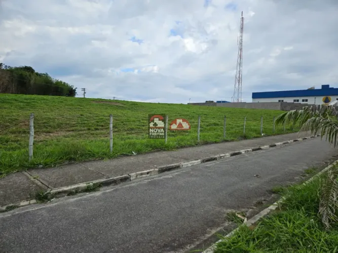 Terreno à Venda no Parque das Nações - Pindamonhangaba/SP