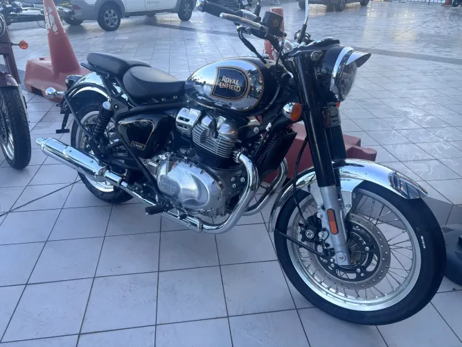 Royal Enfield 650cc Black Chrome 2027 - Vendedora Fernanda 