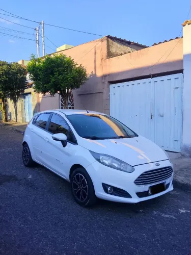 Ford Fiesta Sport 1.6 16V Flex Mec. 2016