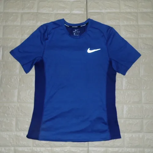 Camiseta Nike ACADEMY original tamanho m refletiva