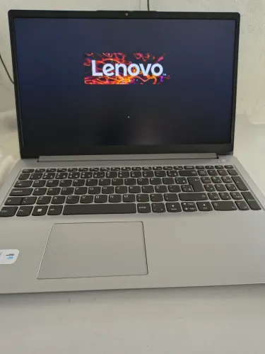 Notebook Lenovo 