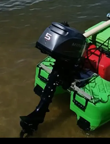 VENDO MOTOR PARA CAIAQUE E BARCO HIDEA 5HP AINDA NA GARANTIA
