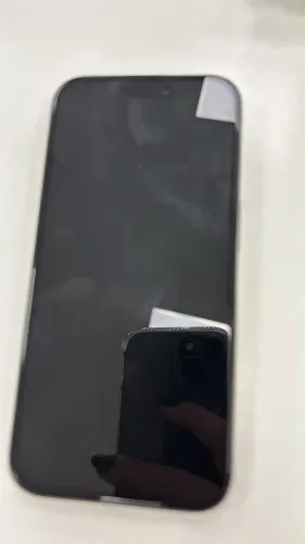 Vende iPhone 15 pro