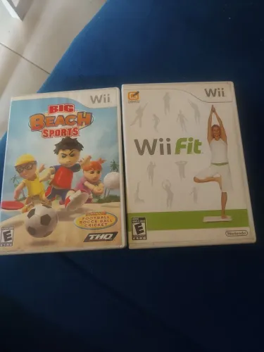 Vendo ou troco por game portátil dois jogos originais de Nintendo Wii 