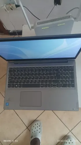 Notebook lenovo idelpad semi novo com sdd